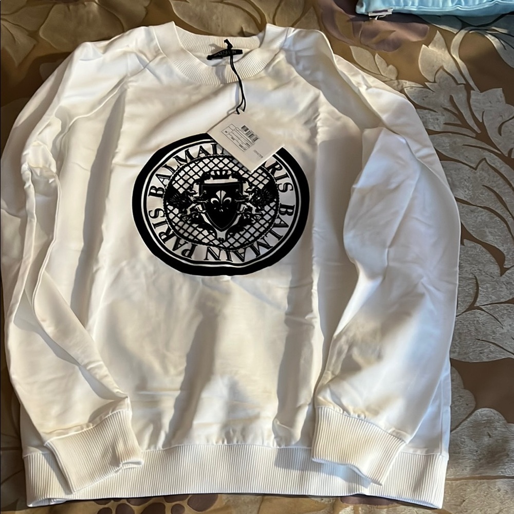 Balmain White Unisex Crewneck Sweater with Graphic Design